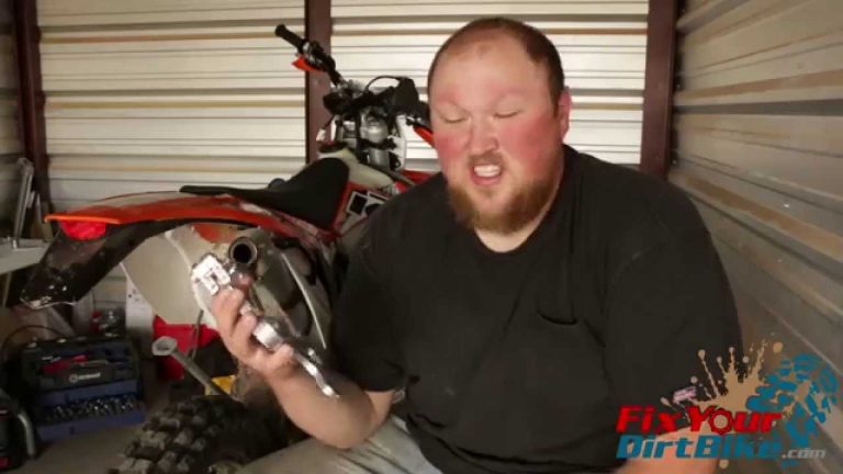 Video: Not Installing an Enduro Engineering Rear Brake Guard