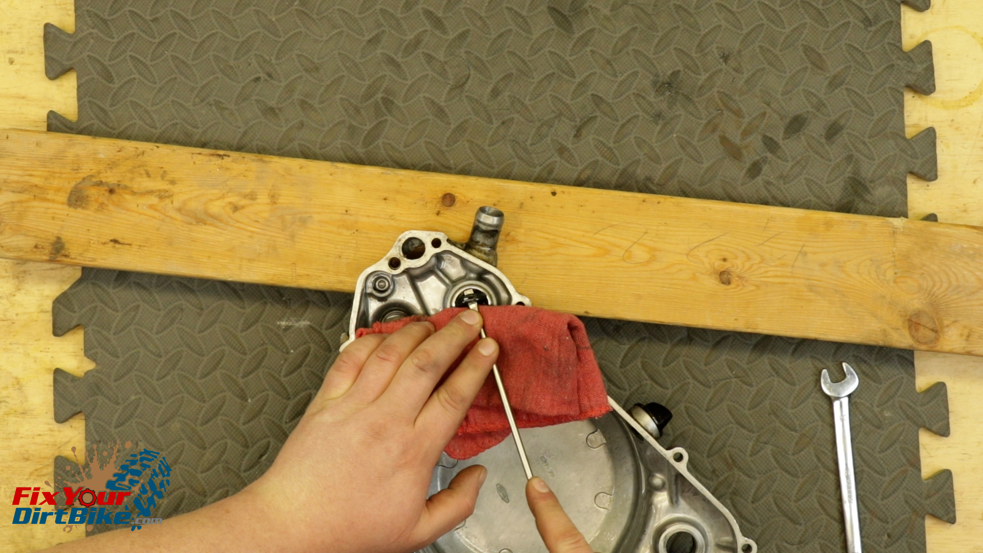 13 - Remove The Oil Seal With A Screwdriver And Towel